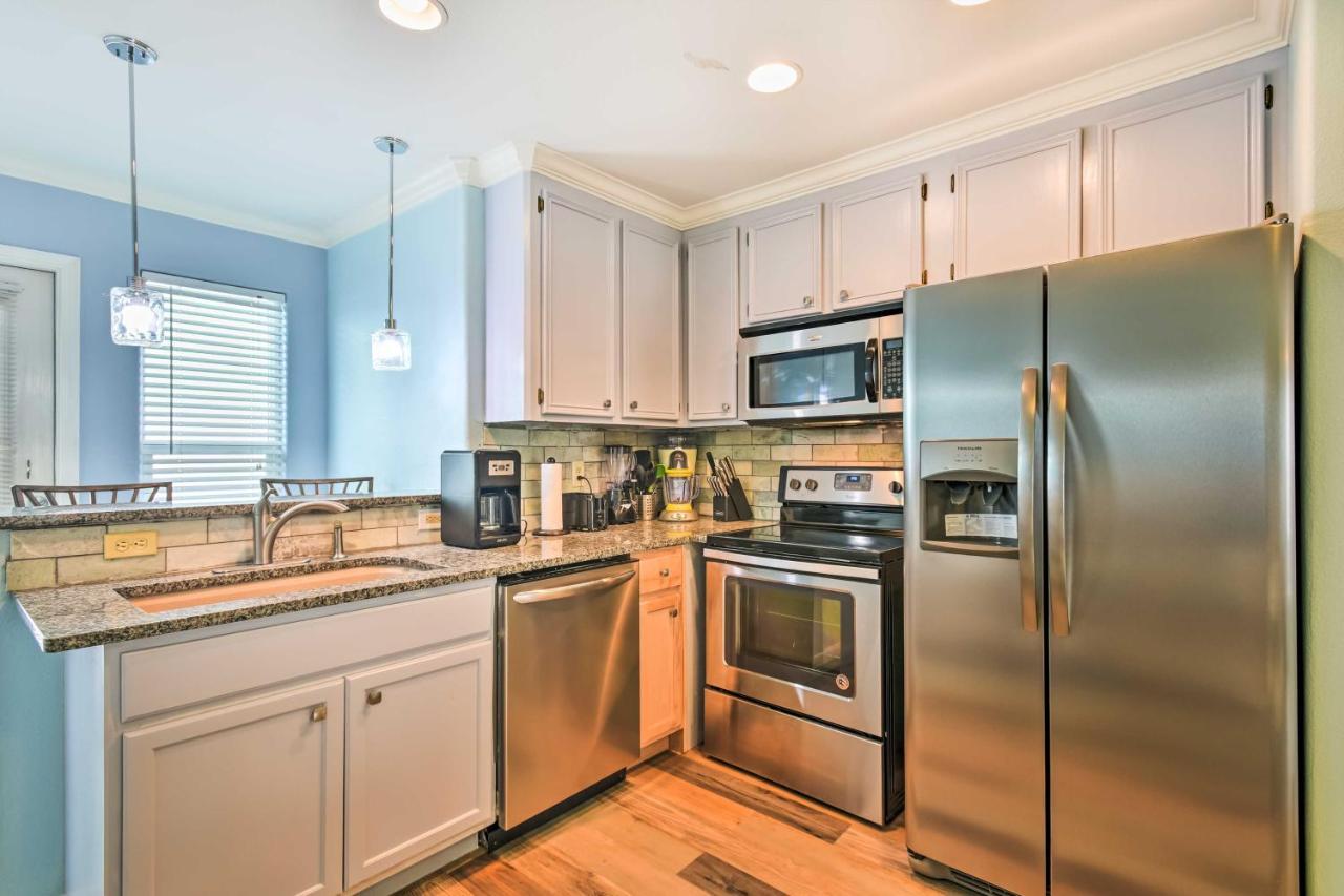 Port Aransas Condo With Pool Access - Walk To Beach! Exterior photo