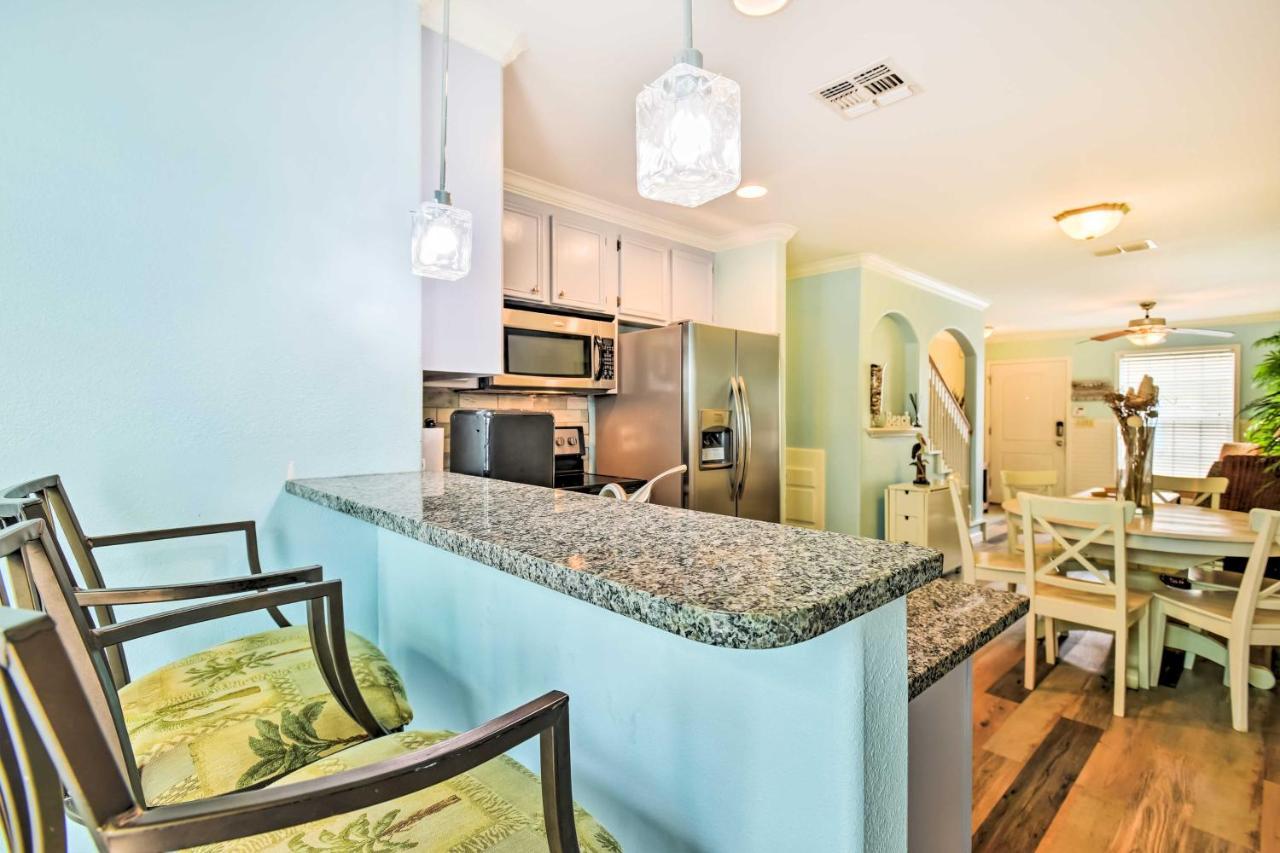 Port Aransas Condo With Pool Access - Walk To Beach! Exterior photo