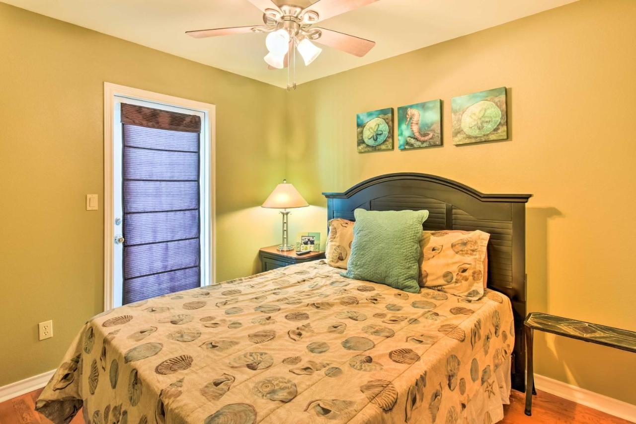 Port Aransas Condo With Pool Access - Walk To Beach! Exterior photo